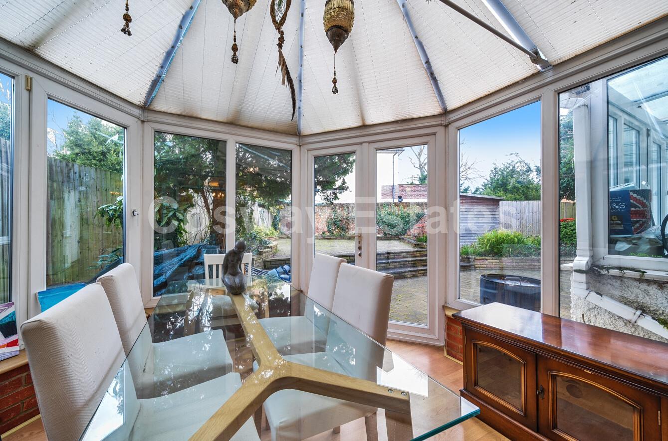 Copthall Gardens, Mill Hill, NW7, London